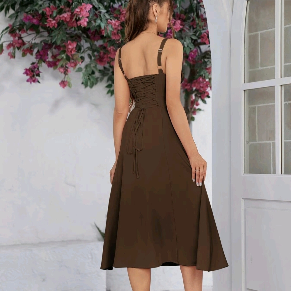 Elegant Brown Midi Dress - Picture 2 of 8